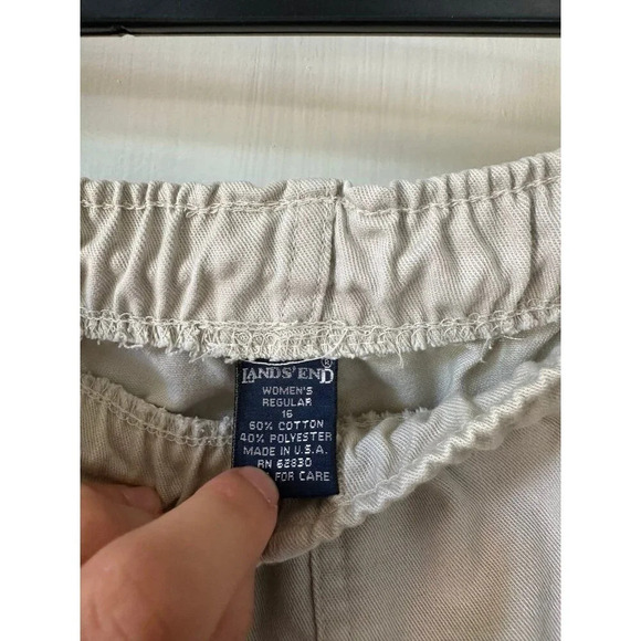 Lands End Women’s size 16 white pants - Picture 5 of 7